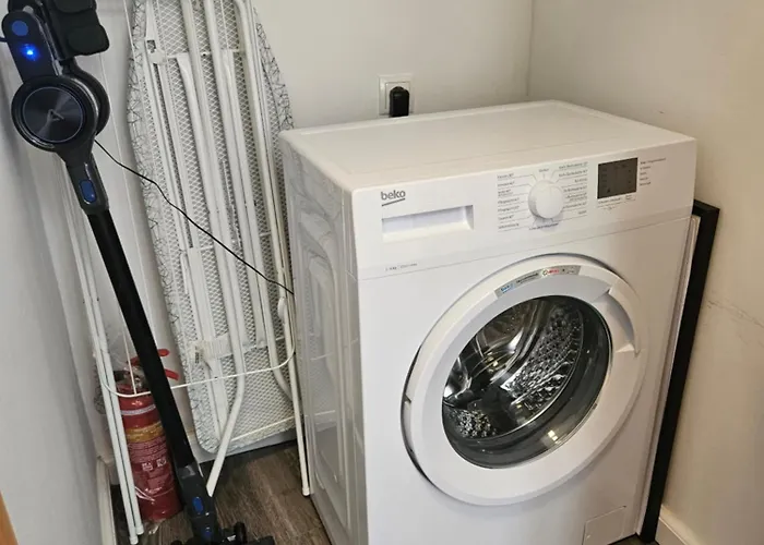 Affordable Suite In Vienna\'S Hotpoint